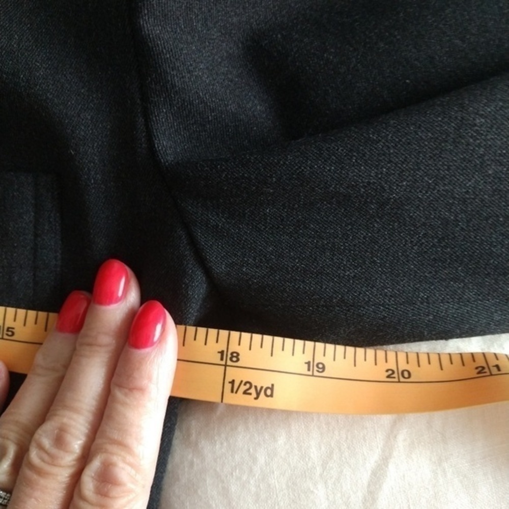 Karen Kane Gray Blazer/Jacket. - Picture 3 of 8